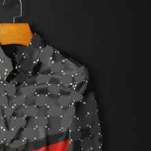 Load image into Gallery viewer, Leisure Blue Bee Mens Sweater Cardigan British Style Fall Knitted Cardigan Sweater Trend Brand Fashion Plaid Cardigan Coat Men 80