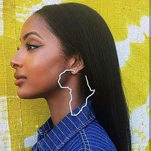 Load image into Gallery viewer, Pair of Fashionable and Exaggerated Hollow African Map Earrings
